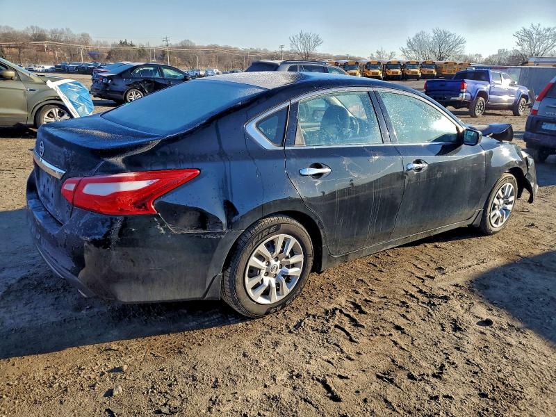 Photo 3 from auction – 2017 NISSAN ALTIMA 2.5 with VIN 1N4AL3AP6HC228979