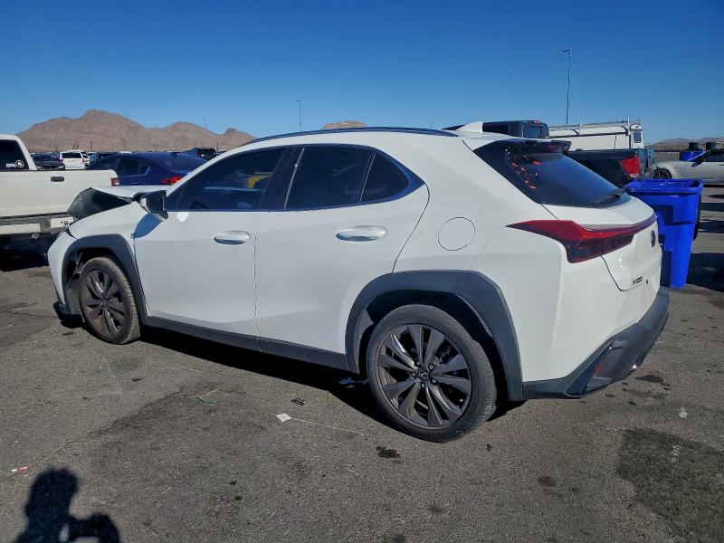 Photo 2 from auction – 2019 LEXUS UX with VIN JTHY3JBH1K2006480