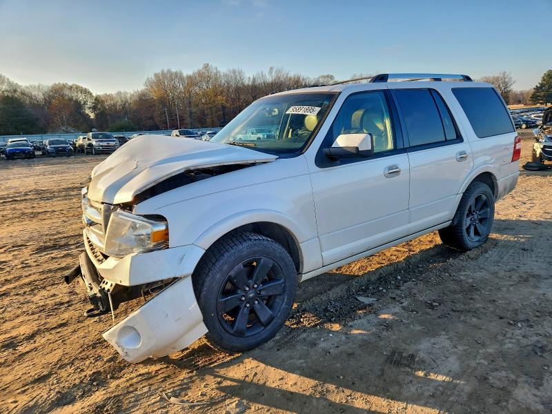 FORD EXPEDITION 2013 with VIN 1FMJU2A5XDEF19334 - Photo from auction
