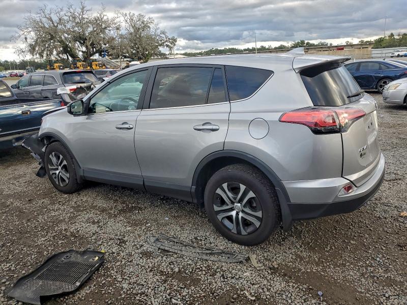 Photo 2 from auction – 2018 TOYOTA RAV4 LE with VIN 2T3BFREV1JW845520