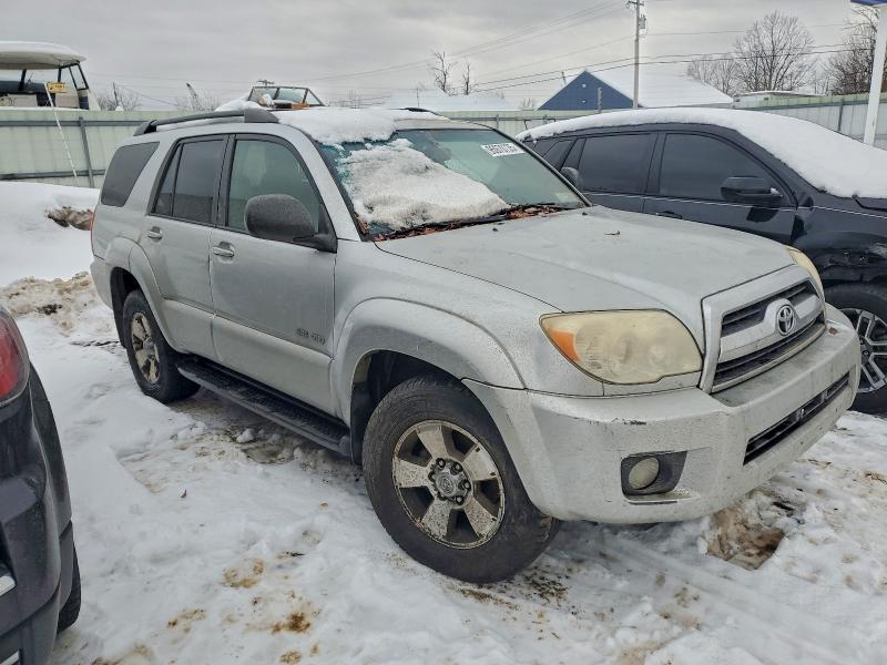Photo 4 from auction – 2007 TOYOTA 4RUNNER SR with VIN JTEBU14R570125576