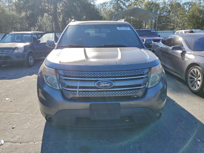 Photo 5 from auction – 2011 FORD EXPLORER L with VIN 1FMHK7F87BGA75402