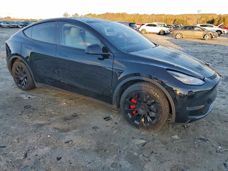 Photo 4 from auction – 2020 TESLA MODEL Y with VIN 5YJYGDEE8LF029231