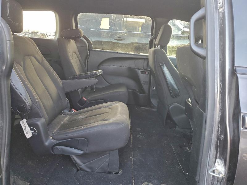Photo 10 from auction – 2018 CHRYSLER PACIFICA T with VIN 2C4RC1FG8JR228831