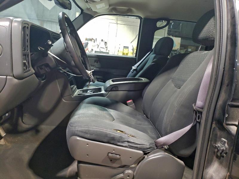 Photo 7 from auction – 2004 CHEVROLET AVALANCHE with VIN 3GNEK12T64G144738