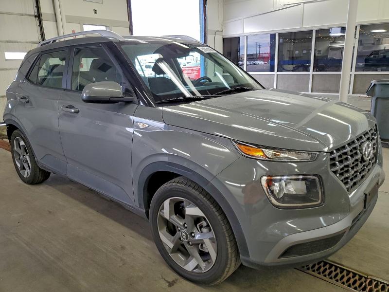 Photo 4 from auction – 2022 HYUNDAI VENUE with VIN KMHRC8A39NU199731