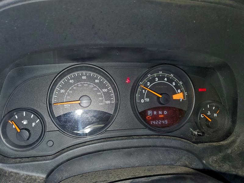 Photo 9 from auction – 2015 JEEP PATRIOT with VIN 1C4NJRFB9FD290966