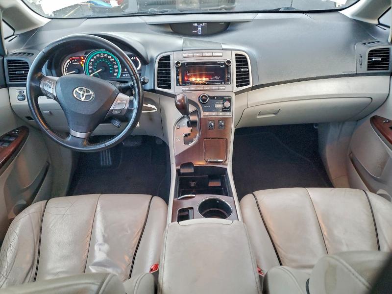 Photo 8 from auction – 2010 TOYOTA VENZA with VIN 4T3BA3BB1AU015173