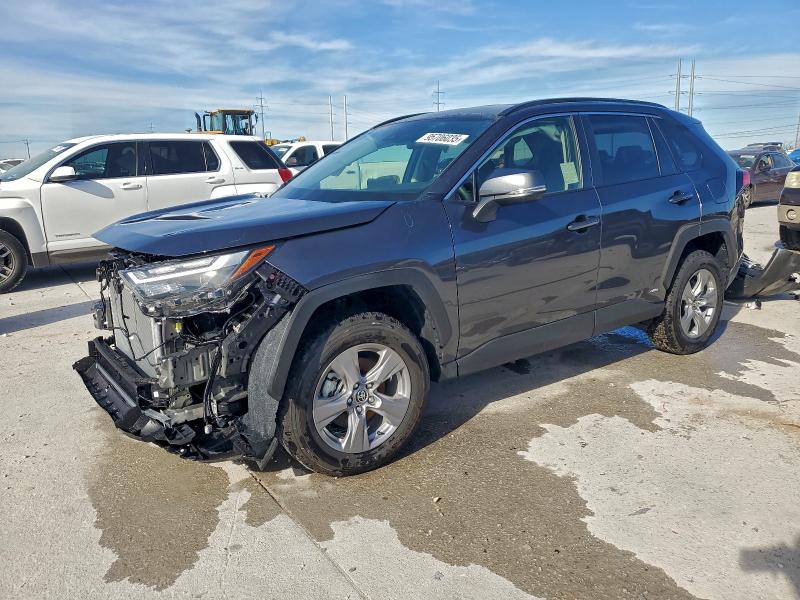 Photo 1 from auction – 2025 TOYOTA RAV4 XLE with VIN JTMRWRFV4SJ080784