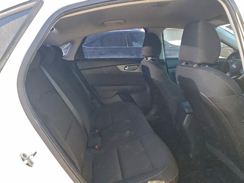 Photo 10 from auction – 2021 KIA FORTE with VIN 3KPF24AD8ME391361