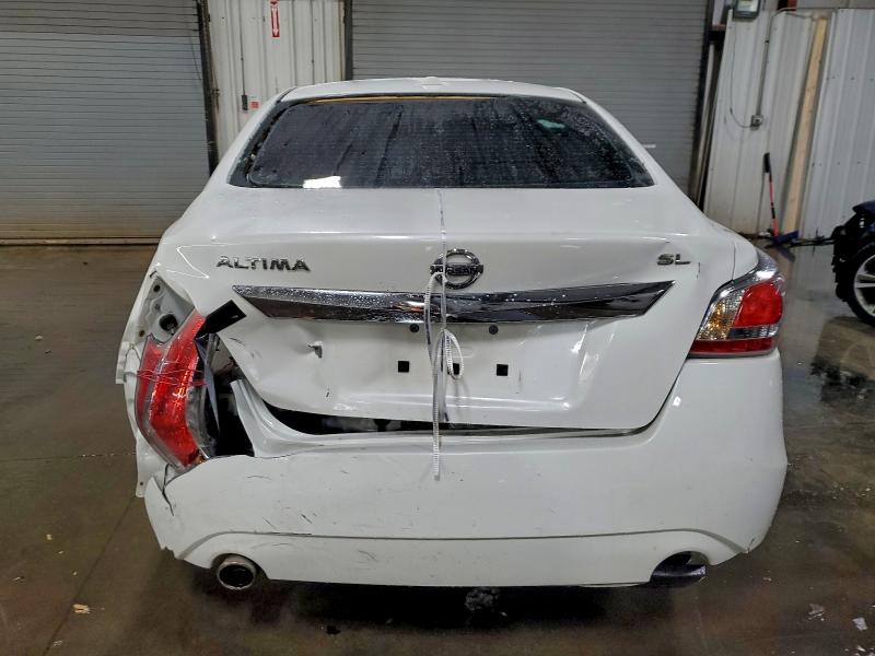 Photo 6 from auction – 2015 NISSAN ALTIMA 2.5 with VIN 1N4AL3AP3FN900188
