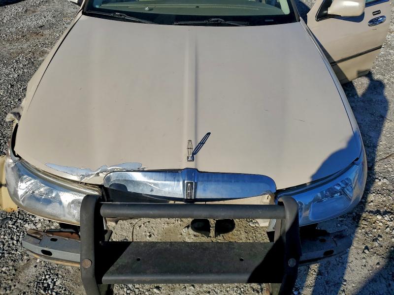 Photo 11 from auction – 2000 LINCOLN TOWN CAR C with VIN 1LNHM83W1YY928110
