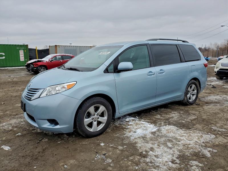 Photo 1 from auction – 2015 TOYOTA SIENNA LE with VIN 5TDKK3DC9FS548268