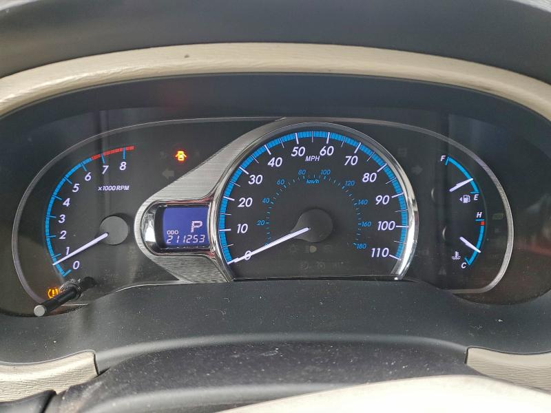 Photo 9 from auction – 2013 TOYOTA SIENNA XLE with VIN 5TDYK3DC1DS390841