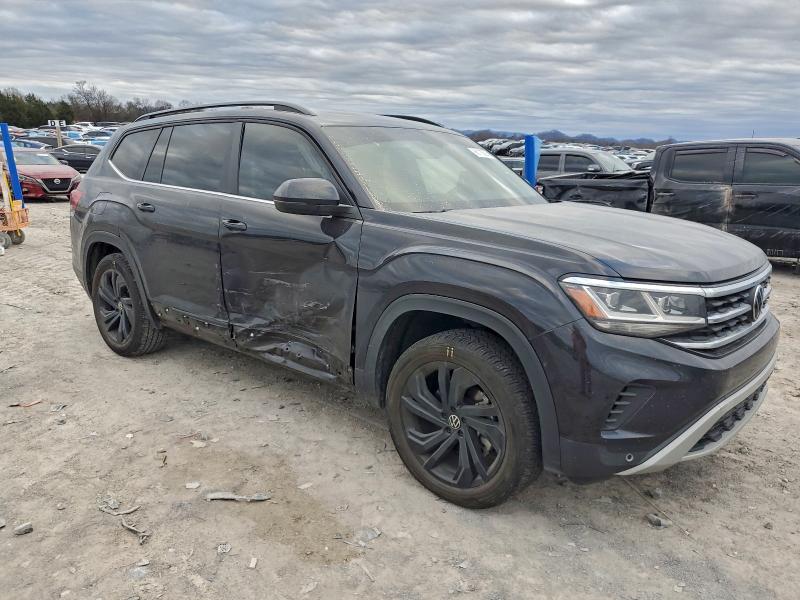 Photo 4 from auction – 2022 VOLKSWAGEN ATLAS with VIN 1V2JR2CA3NC527741