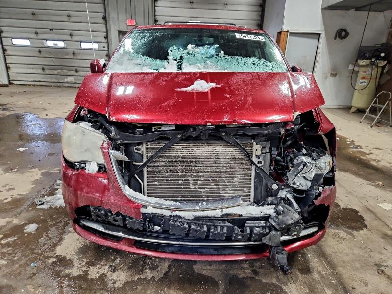 Photo 5 from auction – 2013 CHRYSLER TOWN & COU with VIN 2C4RC1BG2DR706655