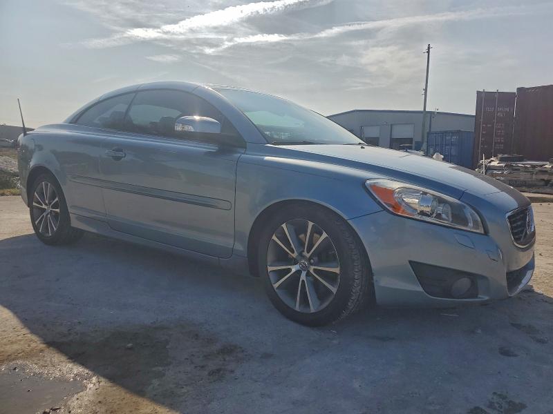 Photo 4 from auction – 2011 VOLVO C70 T5 with VIN YV1672MC9BJ117203