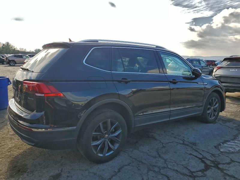 Photo 3 from auction – 2024 VOLKSWAGEN TIGUAN with VIN 3VV2B7AX7RM007451
