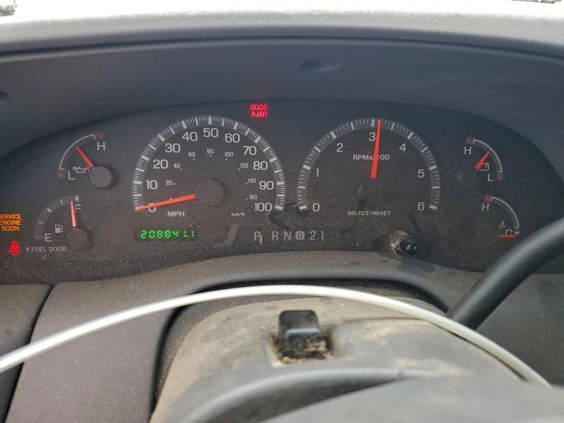 Photo 9 from auction – 2002 FORD F150 SUPER with VIN 1FTRW07652KA19943