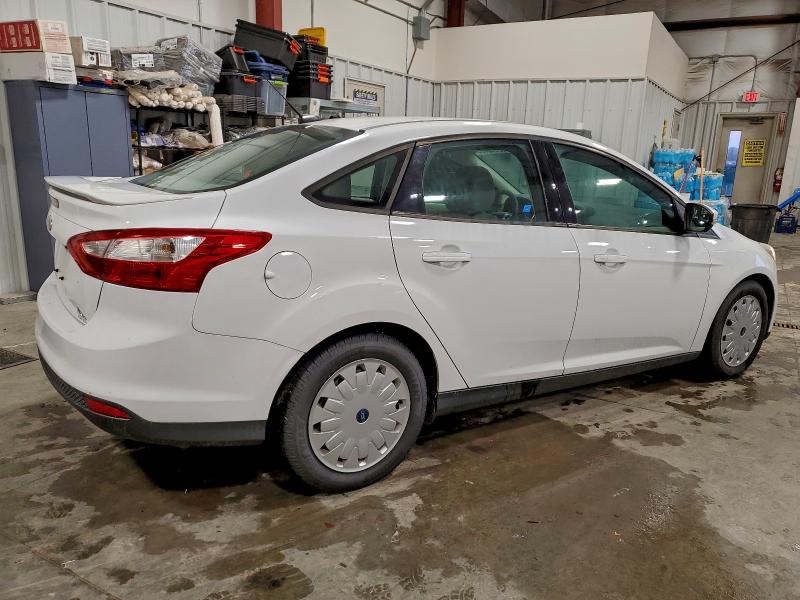 Photo 3 from auction – 2014 FORD FOCUS SE with VIN 1FADP3F27EL351409