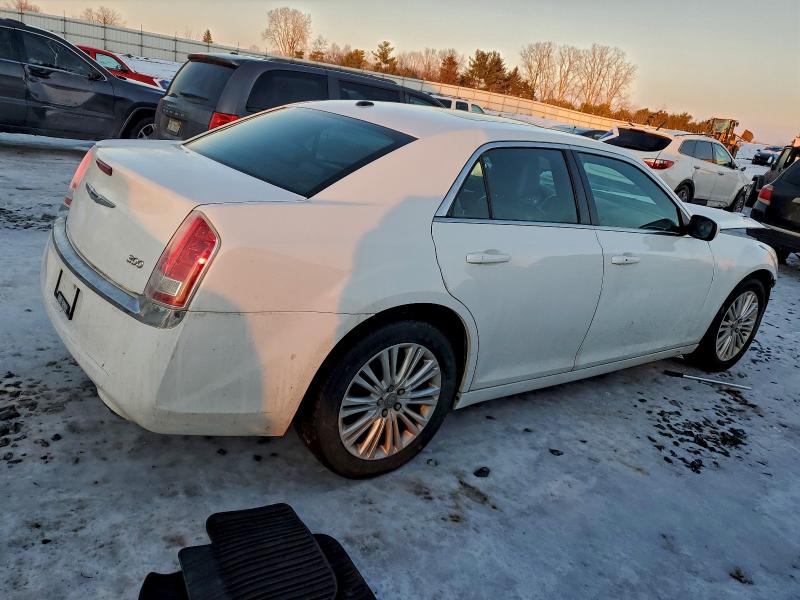 Photo 3 from auction – 2014 CHRYSLER 300 with VIN 2C3CCARG6EH356244