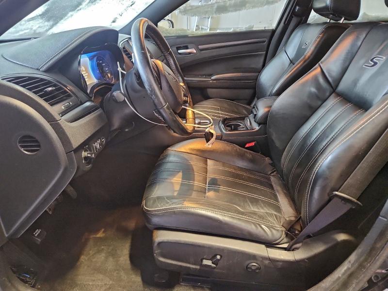 Photo 7 from auction – 2016 CHRYSLER 300 S with VIN 2C3CCABT4GH175735