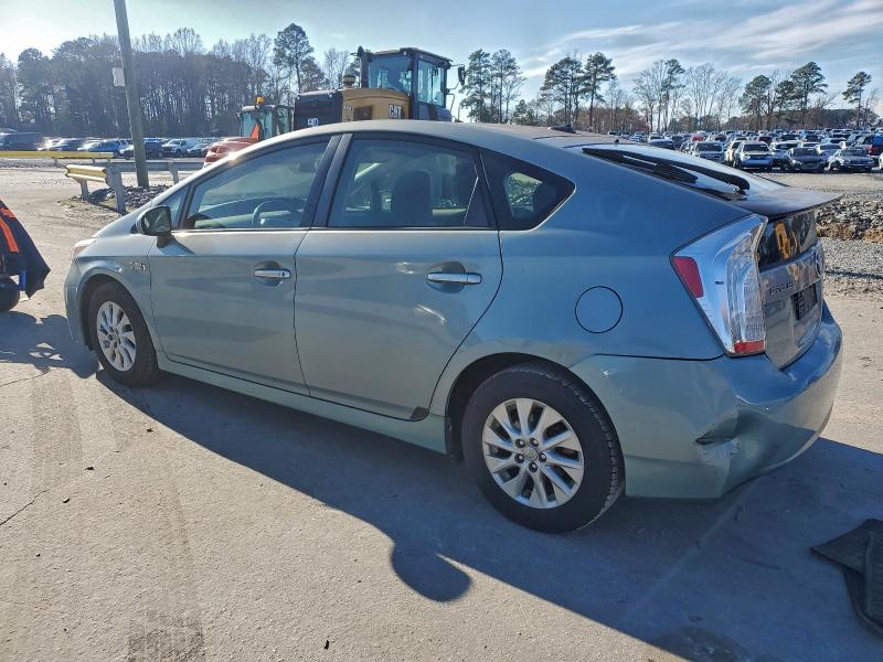 Photo 2 from auction – 2012 TOYOTA PRIUS PLUG with VIN JTDKN3DP4C3027708