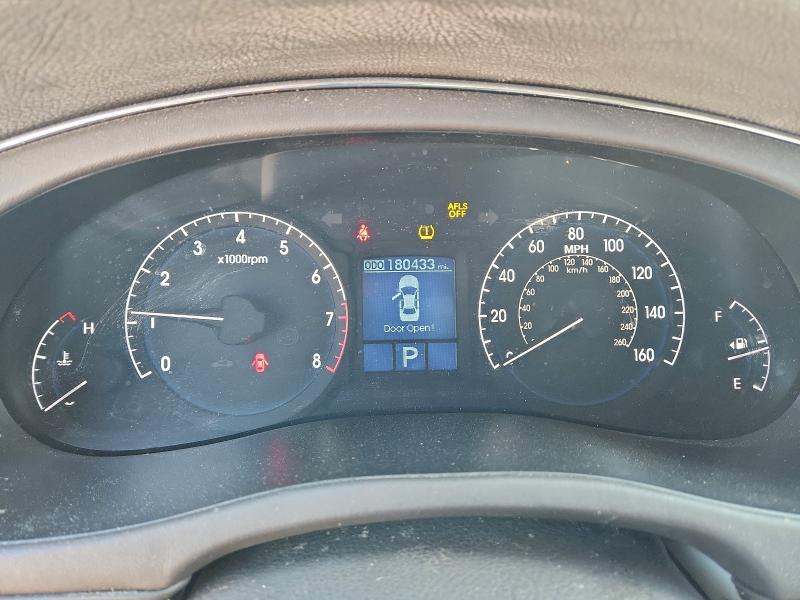 Photo 9 from auction – 2011 HYUNDAI GENESIS 4. with VIN KMHGC4DF1BU126077