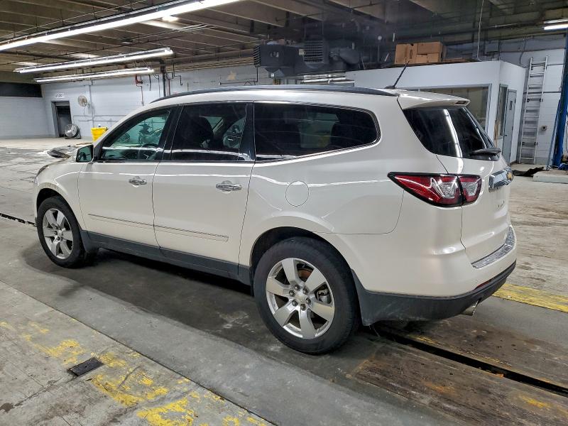 Photo 2 from auction – 2015 CHEVROLET TRAVERSE L with VIN 1GNKRJKD7FJ335111