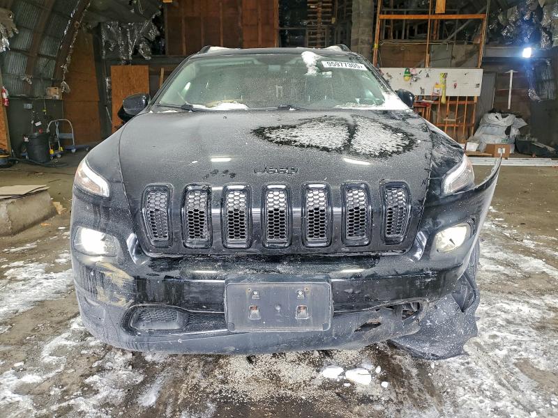 Photo 5 from auction – 2017 JEEP CHEROKEE L with VIN 1C4PJMDB7HW560895