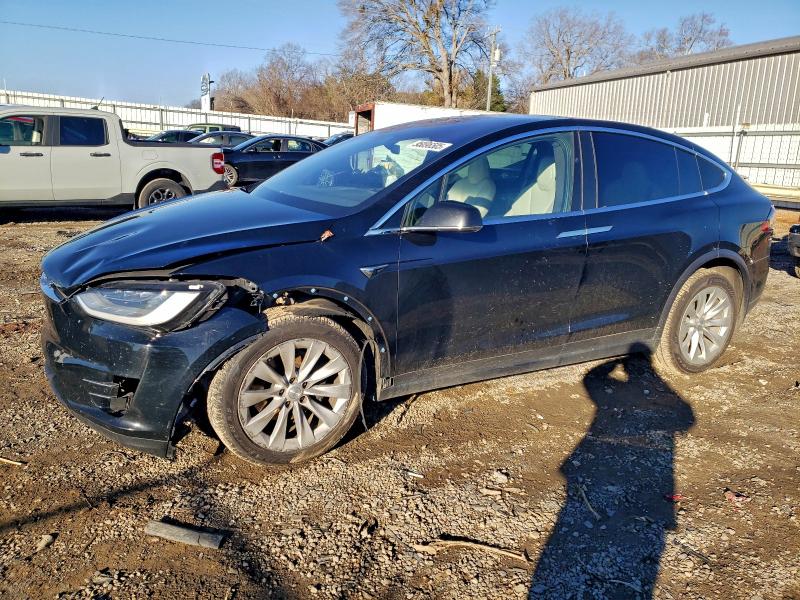 TESLA MODEL X 2020 with VIN 5YJXCDE27LF283266 - Photo from auction
