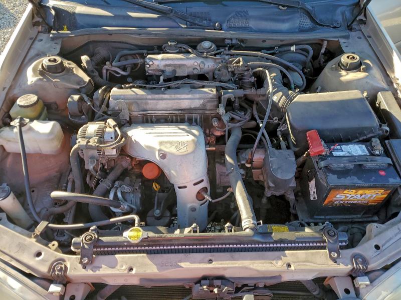 Photo 11 from auction – 2001 TOYOTA CAMRY CE with VIN JT2BG22K210569523