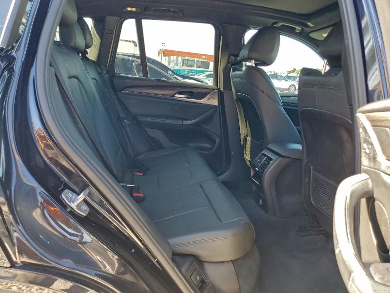 Photo 10 from auction – 2019 BMW X3 SDRIVE3 with VIN 5UXTR7C52KLF29858