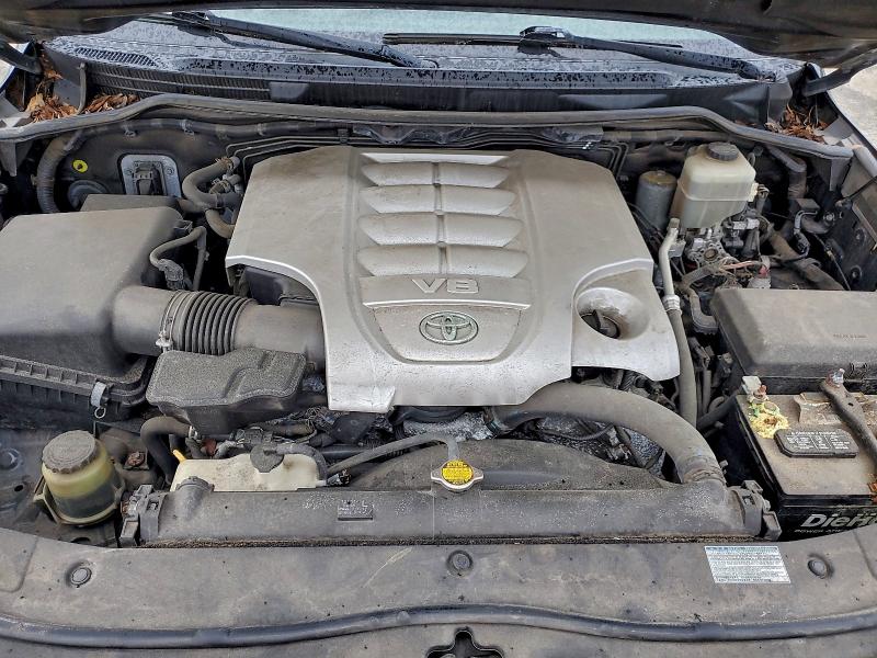 Photo 12 from auction – 2014 TOYOTA LAND CRUISER with VIN JTMHY7AJ2E4027065