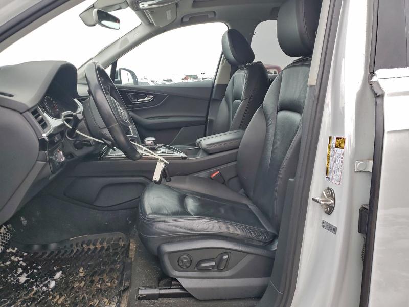 Photo 7 from auction – 2017 AUDI Q7 PREMIUM with VIN WA1LAAF73HD002120
