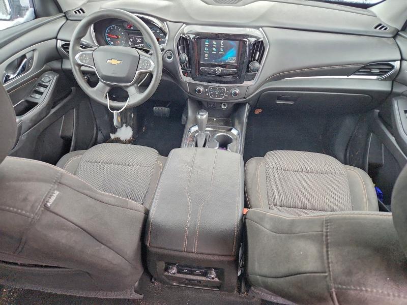 Photo 8 from auction – 2018 CHEVROLET TRAVERSE L with VIN 1GNERFKW0JJ150760