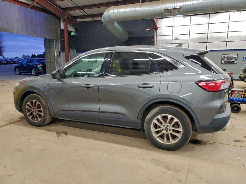 Photo 2 from auction – 2022 FORD ESCAPE with VIN 1FMCU0G6XNUA57751
