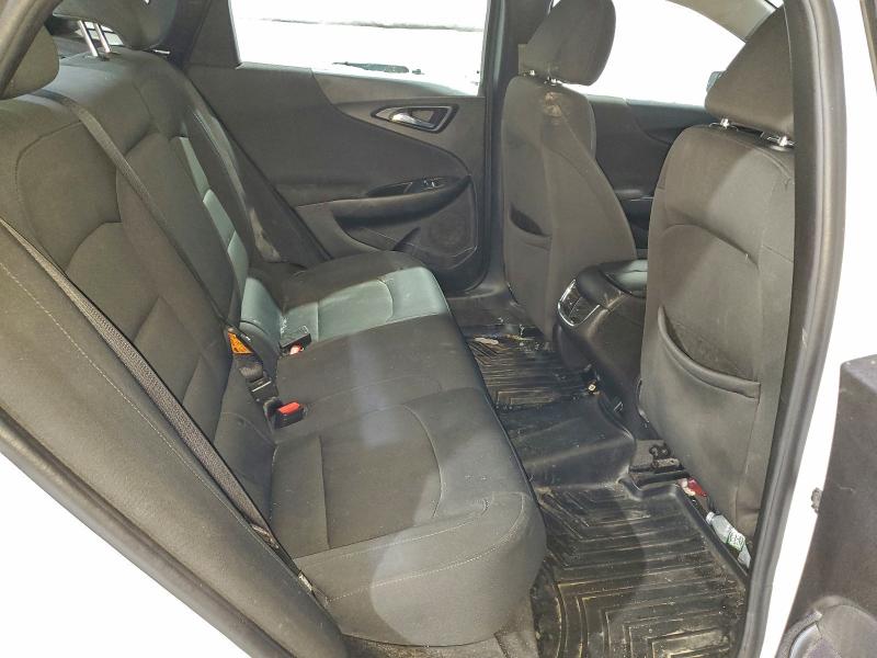 Photo 10 from auction – 2016 CHEVROLET MALIBU LT with VIN 1G1ZE5ST4GF294855