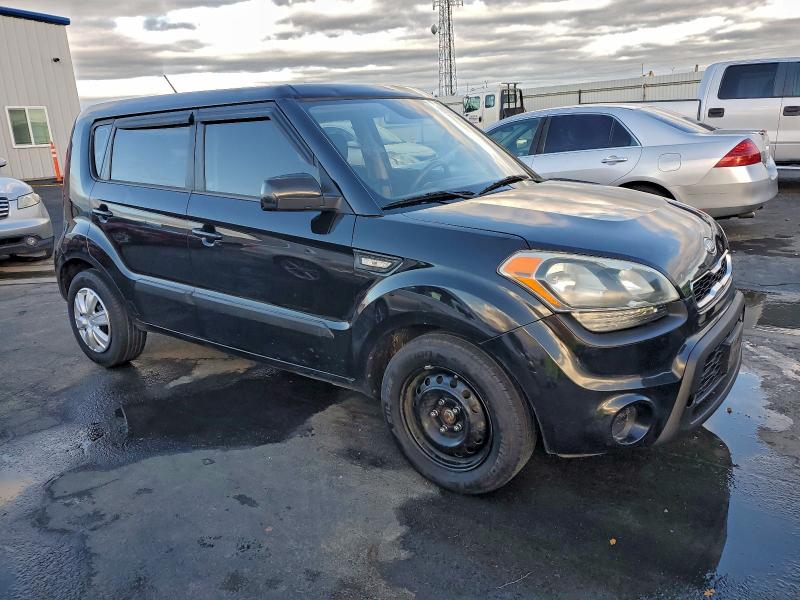 Photo 4 from auction – 2012 KIA SOUL with VIN KNDJT2A54C7744858