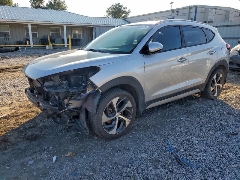 HYUNDAI TUCSON LIM 2017 with VIN KM8J3CA27HU381133 - Photo from auction
