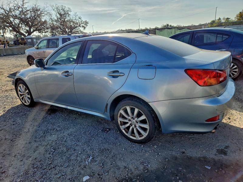 Photo 2 from auction – 2008 LEXUS IS 250 with VIN JTHCK262585015649