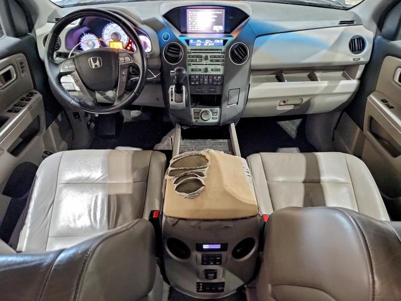 Photo 8 from auction – 2010 HONDA PILOT TOUR with VIN 5FNYF3H98AB017895