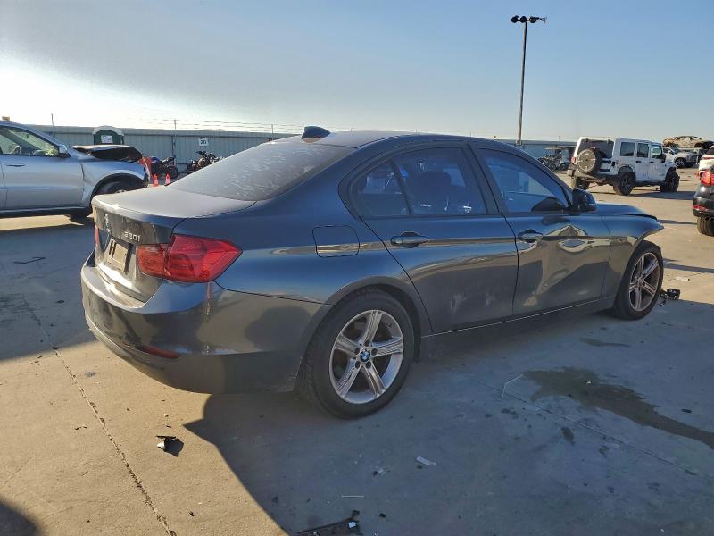 Photo 3 from auction – 2014 BMW 320 I with VIN WBA3B1G57ENN90784