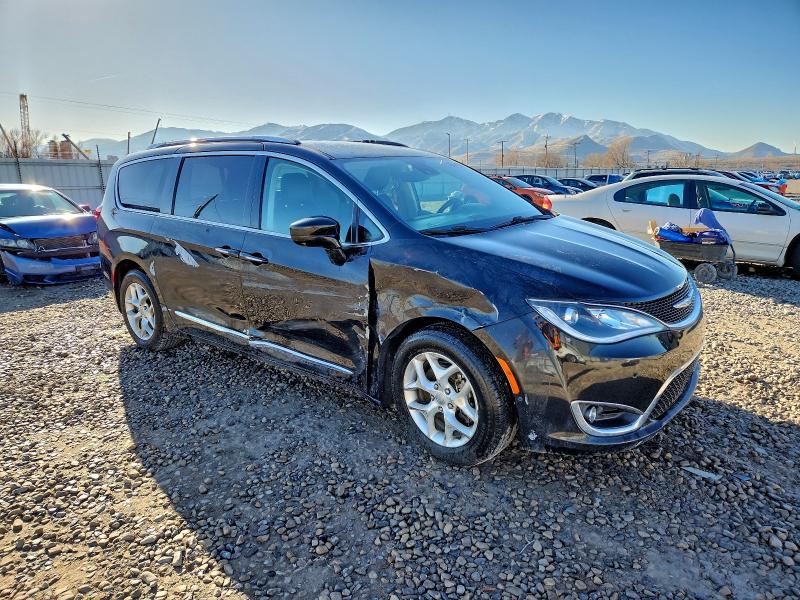 Photo 4 from auction – 2018 CHRYSLER PACIFICA with VIN 2C4RC1BG3JR154319