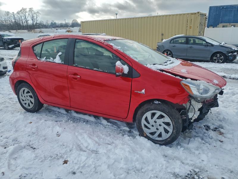 Photo 4 from auction – 2015 TOYOTA PRIUS C with VIN JTDKDTB32F1102019