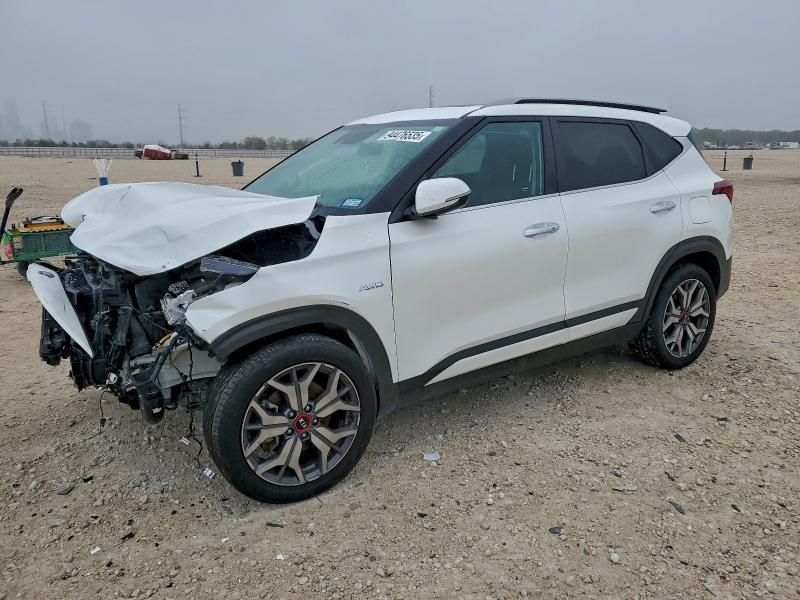 KIA SELTOS SX 2021 with VIN KNDETCA2XM7182091 - Photo from auction