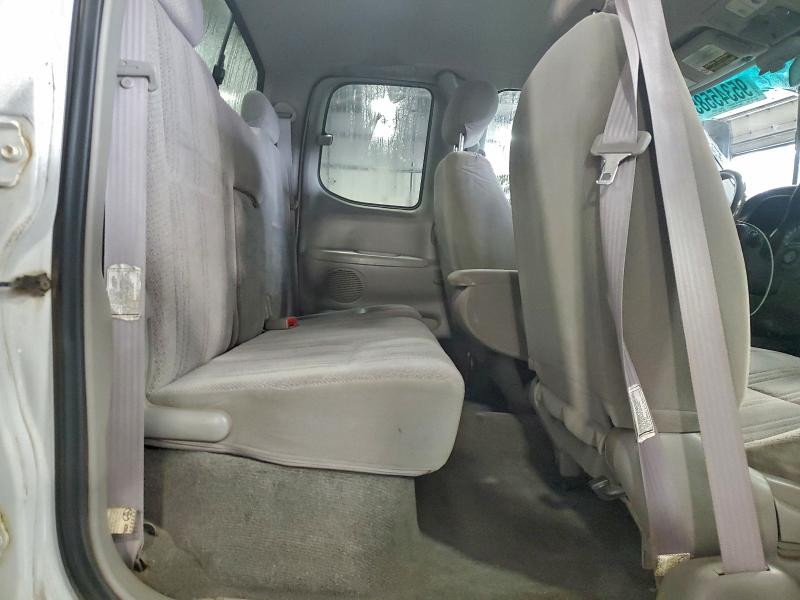 Photo 10 from auction – 2000 TOYOTA TUNDRA with VIN 5TBBT4410YS018929