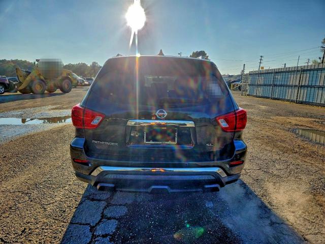 Photo 6 from auction – 2019 NISSAN PATHFINDER with VIN 5N1DR2MN8KC643797
