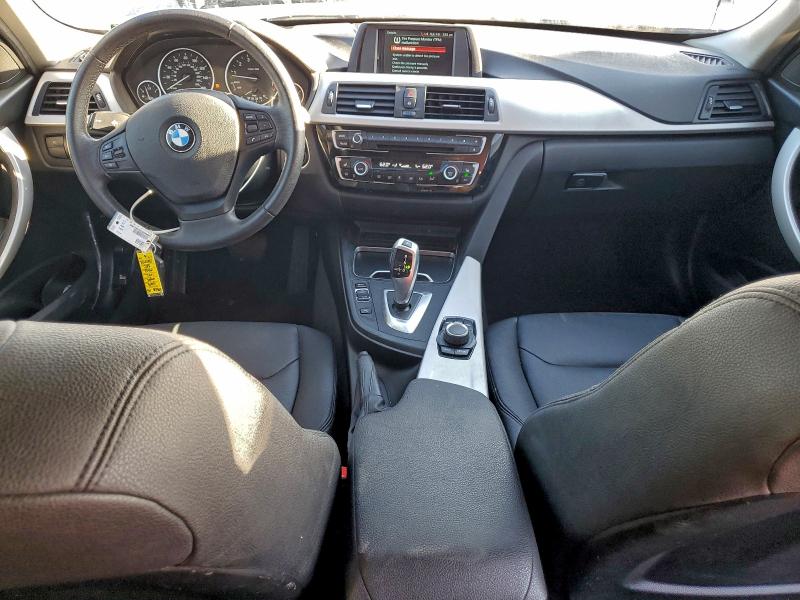 Photo 8 from auction – 2018 BMW 320 I with VIN WBA8A9C53JK623465