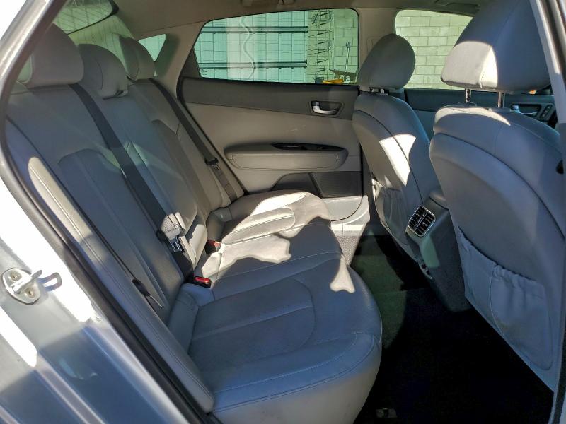 Photo 10 from auction – 2016 KIA OPTIMA EX with VIN 5XXGU4L33GG063991